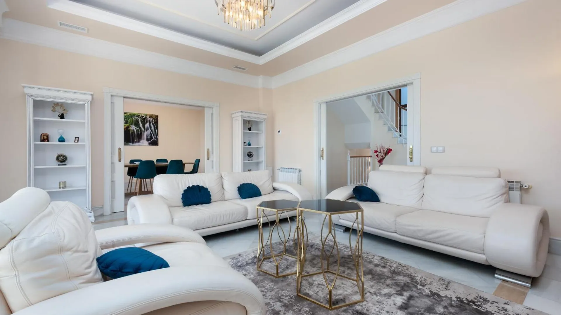 Villa Picasso Marbella 0*,
